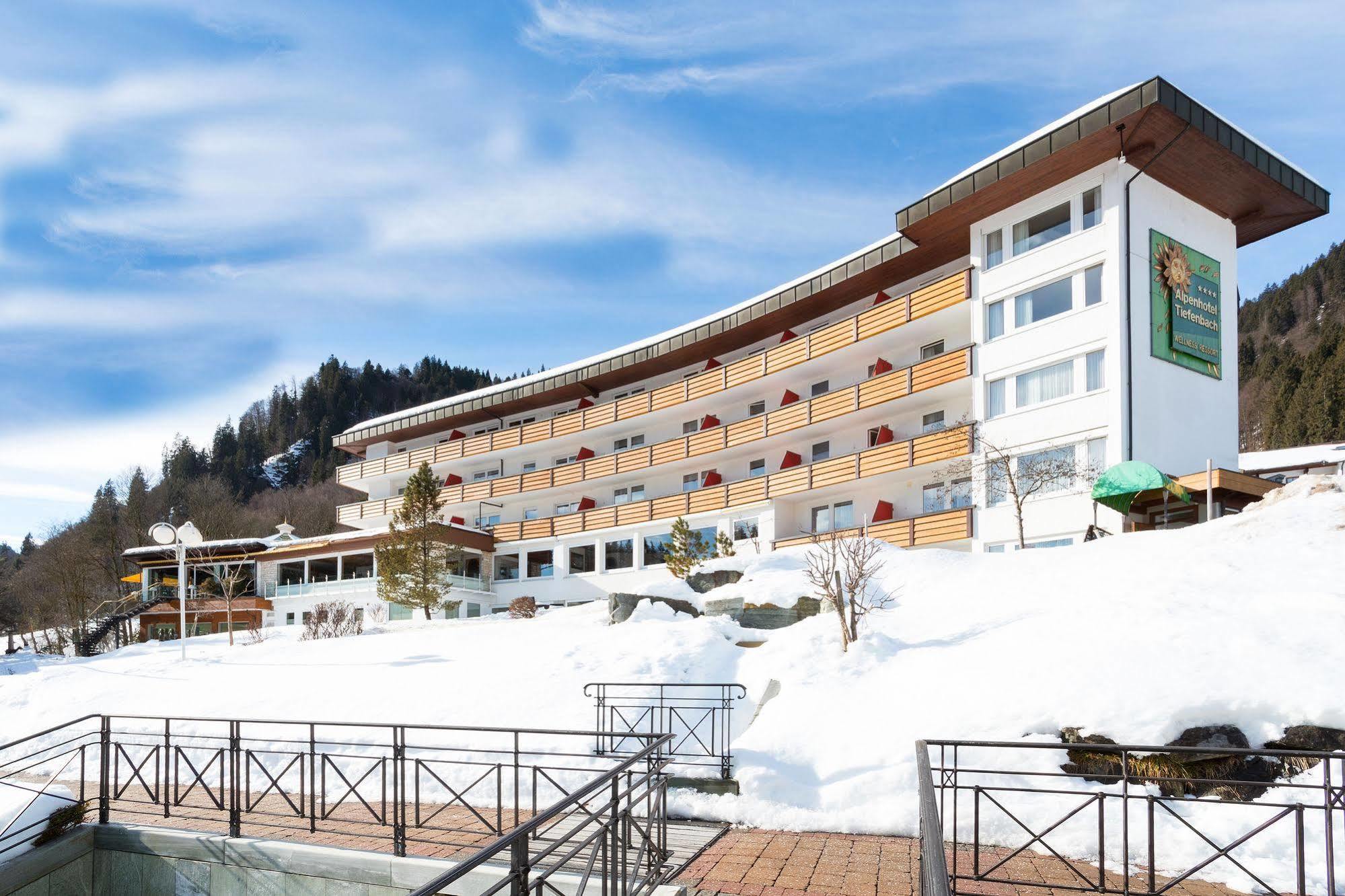 Alpenhotel Oberstdorf - Ein Rovell Hotel Exterior photo